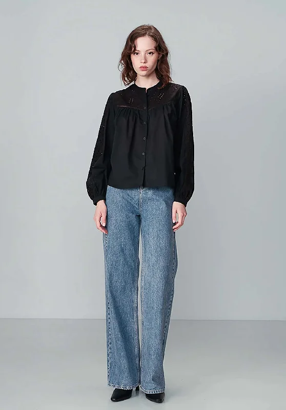 Blouse Nolisa Noir Romantic Lace Blouse
