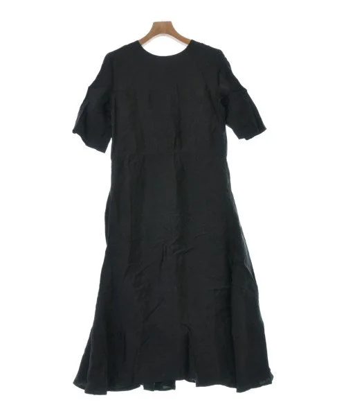 Chika Kisada Dresses