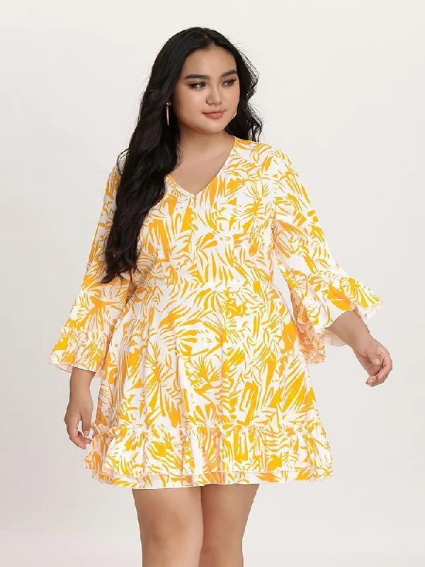 Bell Sleeve Trim Dress