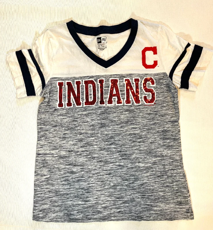 New Era Cleveland Indians MLB Women Short Sleeve Shirt w/Sequin size Small Elegant Classic Vintage New Era Cleveland Indians MLB Women Short Sleeve Shirt w/Sequin size Small Elegant Classic Vintage