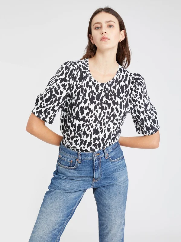BLOOMING SLEEVE TEE Mesh Blend Leather Blend Suede Blend