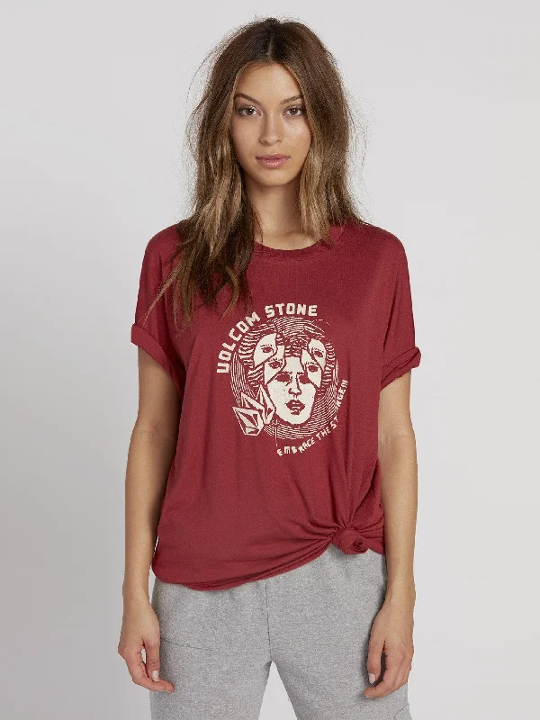Breaknot T-shirt - Auburn Front Pockets Side Pockets Patch Pockets
