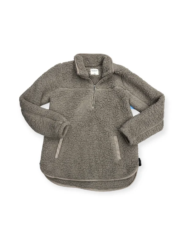 Jacket Faux Fur & Sherpa By Abercrombie And Fitch In Grey, Size: L Hooded Jacket Caped Jacket Shawl Collar Jacket Jacket Faux Fur & Sherpa By Abercrombie And Fitch In Grey, Size: L Hooded Jacket Caped Jacket Shawl Collar Jacket