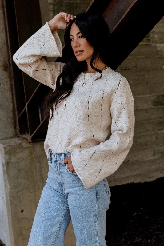 Britta Diamond Knit Sweater | Beige Stylish Fashionable Trendy