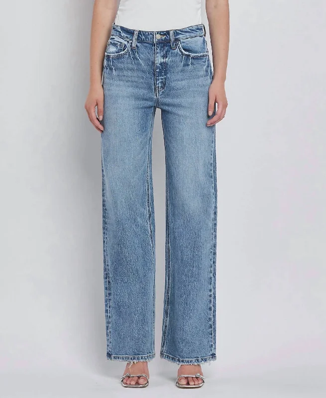 Clare 90's Wide Leg Jeans In Medium Wash Comfortable Mid-Rise Jeans