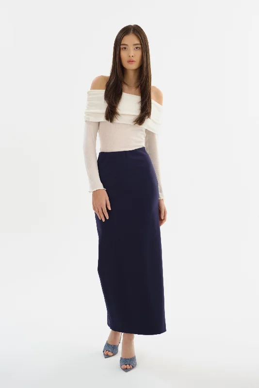 HELLANDA | Knit Maxi Skirt ruffled skirt detail