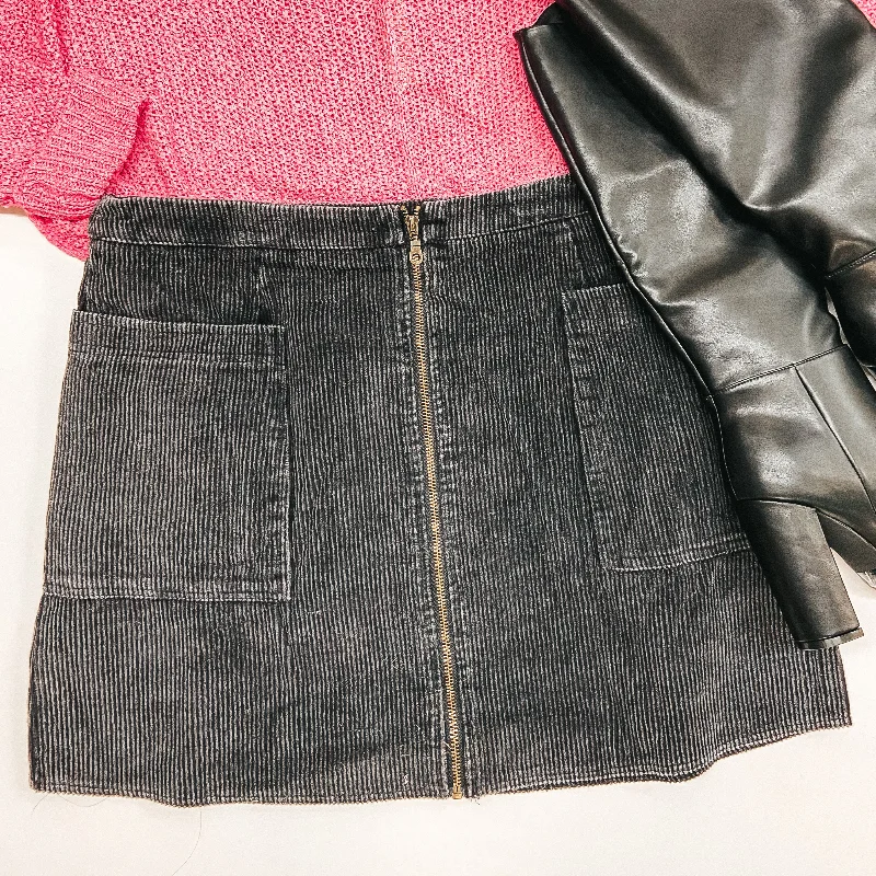 Last Chance Size XL | Really Feeling This Full Zip Corduroy Skirt in Black lightweight skirt design