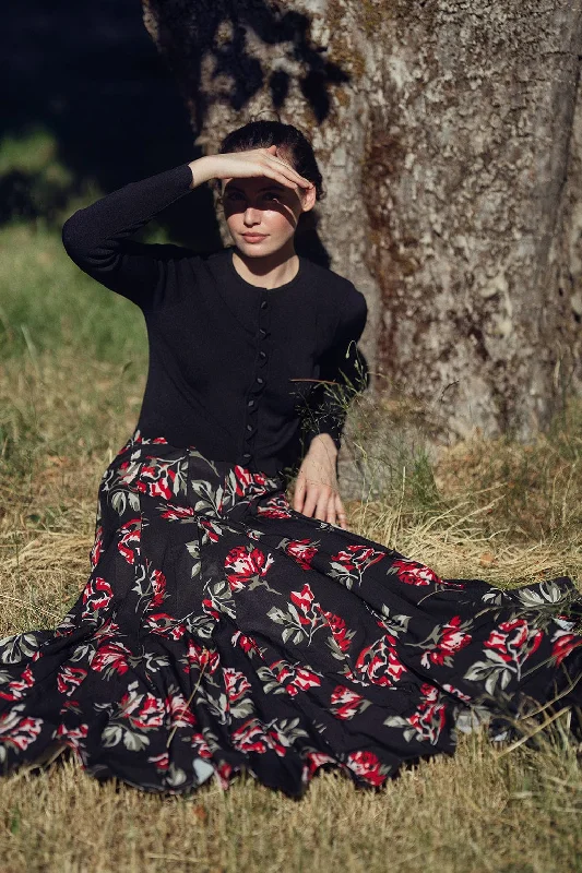 Seamed Pleated Skirt-Dozens of Roses silk skirt lustrous